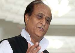 would have led mobs to demolish taj mahal azam khan