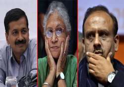 delhi elections kejriwal may defeat sheila bjp in new delhi says tns survey