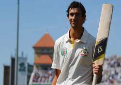 ashes ashton agar sent for scan after sore hip