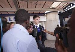 australia arrives for 1st zimbabwe tour in 10 years