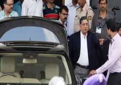 ipl betting defiant srinivasan rejects demands for resignation