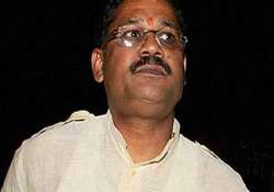 bjp mp kirti azad questioned at heathrow airport