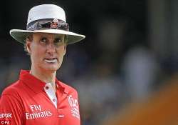 billy bowden returns to elite panel of icc umpires