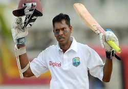 chanderpaul returns to the number one spot