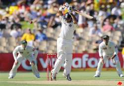 india struggling on 61 2 australia 604 7 declared