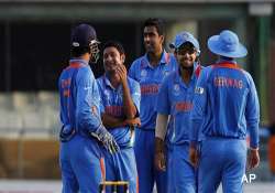 dhoni defends off colour chawla again