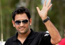 dhoni to set up 200 gyms