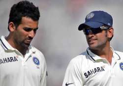 dhoni hoping zaheer khan return will boost india