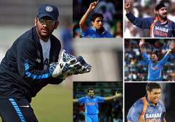 dhoni s blunder helps india to overcome bowling woes