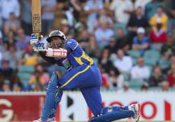 dilshan stars as sri lanka spank aussies level finals 1 1