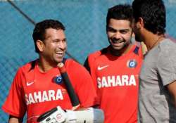 don t put pressure on virat kohli says sachin tendulkar