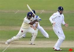 sri lanka faces nervous final session at 32 1