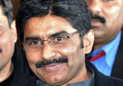 foreign minister khurshid backs visa to javed miandad