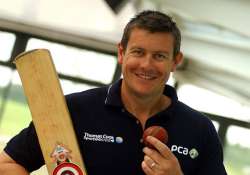 giles replaces flower as england s odi coach