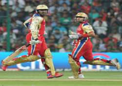 ipl6 royal challengers set 131 target for sunrisers