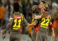 ipl6 hyderabad beats delhi daredevils by 3 wickets