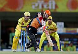 ipl7 warner sizzles as sunrisers hyderabad beat csk by six wkts