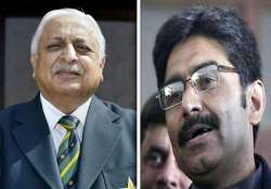 ijaz butt out miandad returns to pcb offices