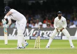 ind vs eng test evenly poised as england reach 105/4 in pursuit of 319