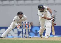 india desperate for last gasp win against new zealand