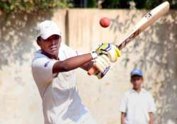 tendulkar harbhajan congratulate dhanawade for smashing 1009