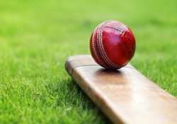 vijay hazare trophy mumbai pull off narrow 4 run win over baroda