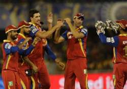 ipl 8 rcb bowlers restrict rajasthan to 130 9