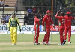 australia battles to 209 9 vs zimbabwe