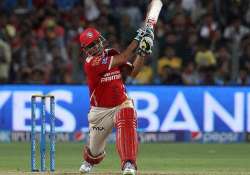 ipl 8 kings xi post 165/7 against delhi