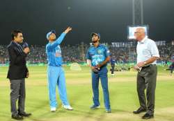 ind vs sl 3rd t20i india win toss choose to field