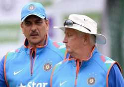 shastri duncan should stay with team india till 2015 vvs laxman