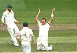 ryan harris laments australia s poor fielding