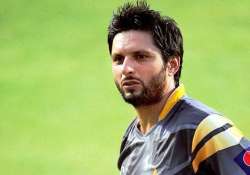 watch when a cricket fan had to pay for shahid afridi s restaurant bill