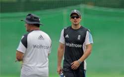 england wins the toss elects to bats 2nd odi vs sri lanka