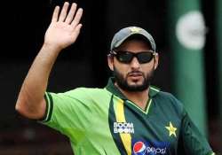 shahid afridi to quit international cricket next year