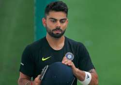 virat kohli congratulates michael clarke for magnificent cricket journey