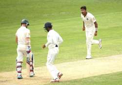 aus vs ind yadav jolts aussies but match evenly poised