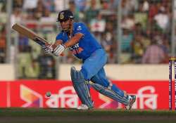 senior players suresh raina and r ashwin rally behind ms dhoni