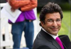 wasim akram to train young pakistani pacers