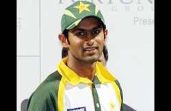 shoaib malik to replace afridi