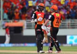 warner dhawan help sunrisers outplay kkr by 16 runs via d/l method