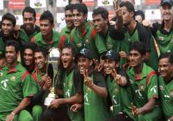 bangladesh cricket team to receive money flats cars