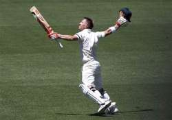 aus vs ind warner notches 10th test century clarke out hurt