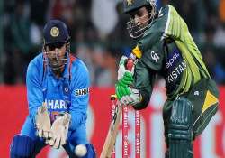 another series defeat for india as batsmen flop again