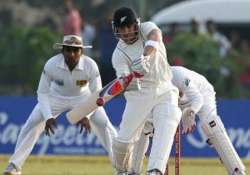 nz 6 wickets away from 2nd test win over sri lanka