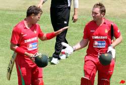 zimbabwe beats nz by 1 wicket in dramatic chase