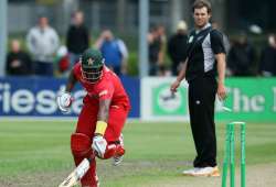 new zealand beats zimbabwe by 90 runs in 1st odi