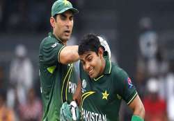 notice to 21 pakistani cricketers for evading tax