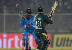 ind pak t20 india beat pak by 11 runs level series 1 1