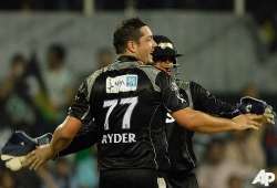 pune warriors hammer kings xi by seven wickets